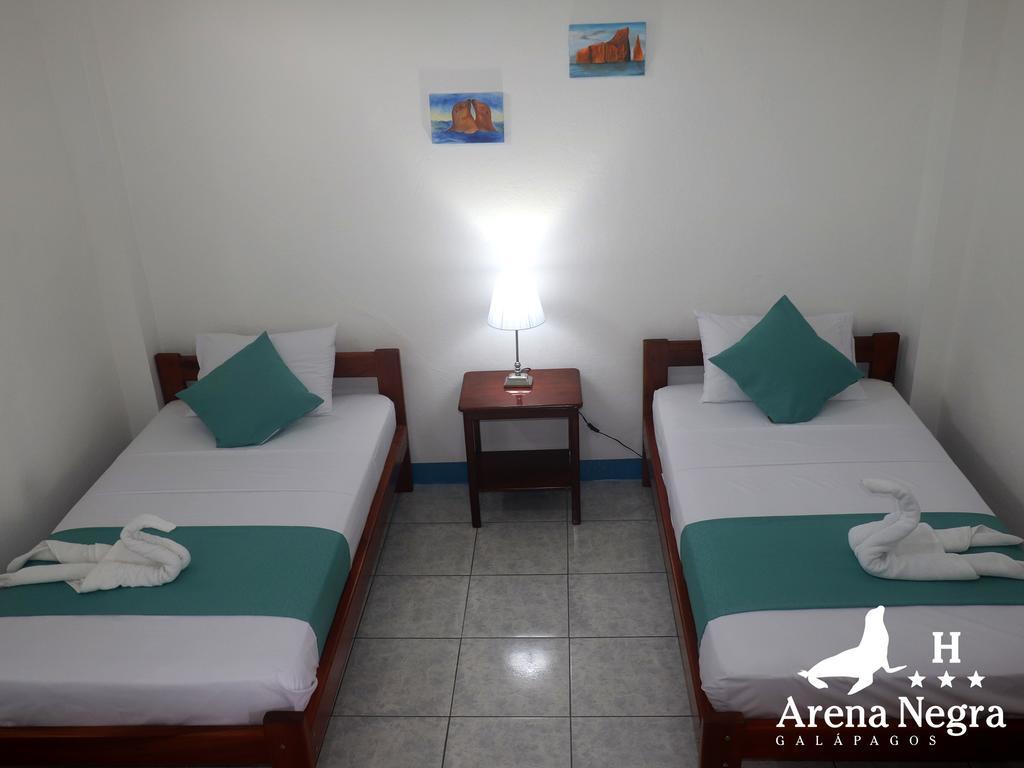 Ferienwohnung Hostal Arena Negra Puerto Ayora  Exterior foto